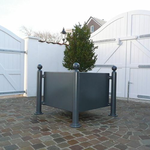 Plantenbak Rhodos 4 Plantenbak model Rhodos, ideale plantenbakken voor de openbare ruimte. Ook geschikt als anti-ramkraak oplossing!